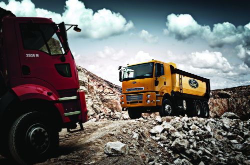 Ford Cargo’da Şubat ayı boyunca 100.000 TL, yüzde 0 faiz, 12 ay vadeli kredi fırsatı..