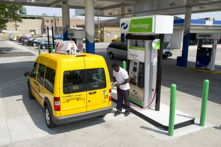 Ford Connect ve Fusion Hibrid Taksiler,San Francisco’da 30 milyon litre yakıt tasarrufu sağladı..