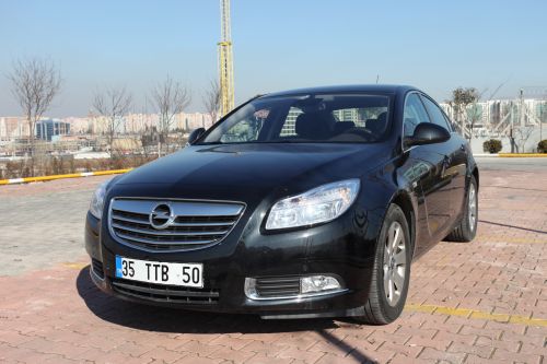 Opel’in Amiral Gemisi Insignia  İle Düşlerinizi Hareket Geçirin..