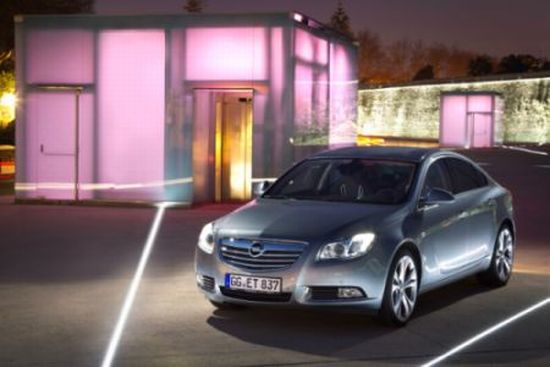 En Tasarruflu ve Çevreci Dizel: Insignia 2.0 BiTurbo CDTI..