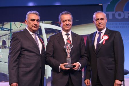 ANADOLU ISUZU YILIN EN İYİ KÜÇÜK OTOBÜS ÜRETİCİSİ.