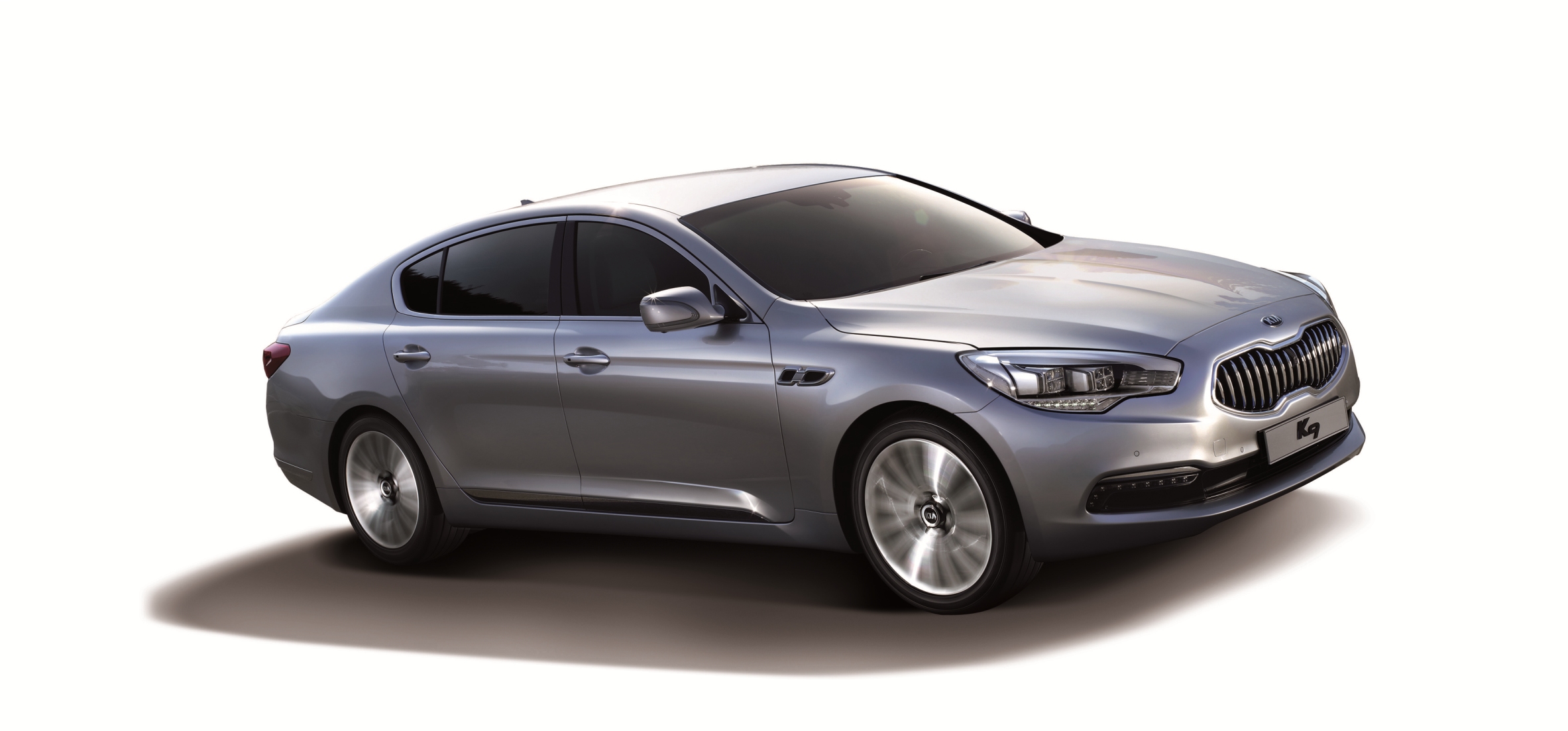 Kia’dan Yepyeni bir Sedan…