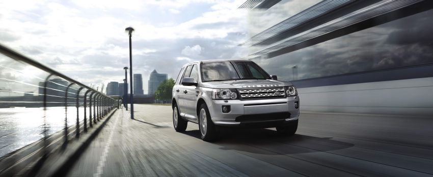 Land Rover 300.000’inci Freelander 2’nin üretimini kutluyor.
