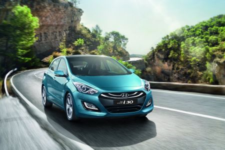 HYUNDAI i30’A GÜVENLİKTEN 5 YILDIZ.