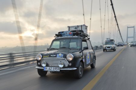 Klasik Mini ile Allgäu‘den Azerbaycan’a. Şimdi İstanbul’da.