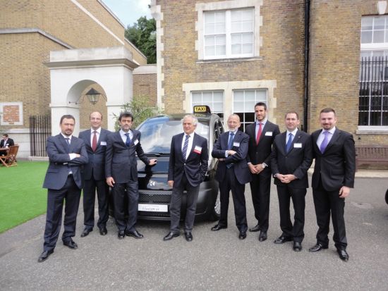 KARSAN, LONDRA İÇİN CONCEPT V1 TAKSİNİN SAĞDAN DİREKSİYONLU ELEKTRİKLİ MODELİNİ ÜRETTİ