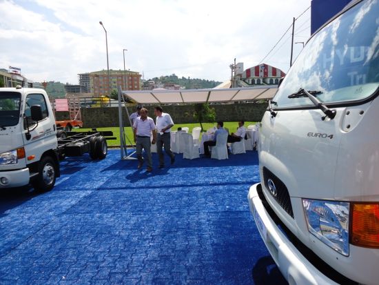 KARSAN GÜVENCESİYLE ÜRETİLEN HYUNDAI TRUCK’LAR 8. TRABZON OTOMOTİV FUARI’NDA SERGİLENİYOR