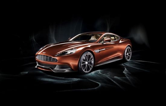 Aston Martin’in Yeni Kahramanı: Vanquish