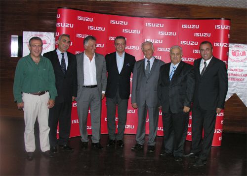 Anadolu Isuzu İftarında konuşan FatihTamay: “Küçük Otobüs İhracatının Lokomotifiyiz”