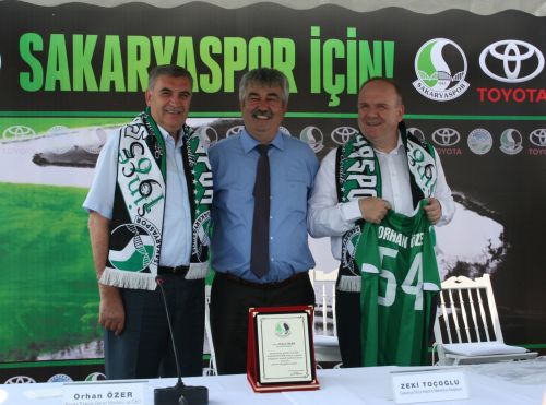 TOYOTA’DAN SAKARYASPOR’A 500 BİN TL’LİK KATKI