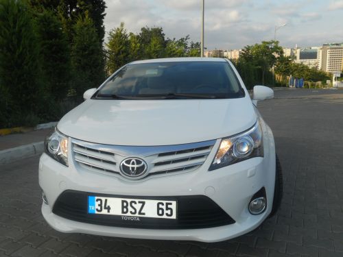 Toyota Yeni Avensis 1.6 Elegant: Asil Duruşuyla Çok Etkileyici