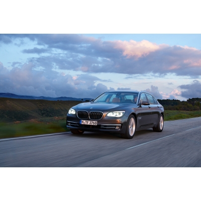 Teknolojik yenilikleriyle Yeni BMW 7 Serisi Satışa Sunuldu.