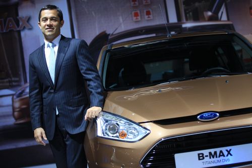 Ford’dan Paris’te 6 yeni model atağı