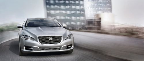 Jaguar XJ 2.0, Ekim ayında Türkiye’de.