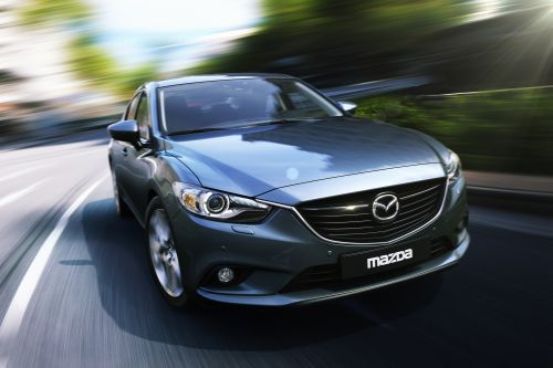 Mazda 2012 Paris Otomobil Fuarında