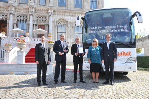 Mercedes-Benz Türk, 4.000’inci Travego’nun satışını İstanbul Seyahat’e gerçekleştirdi