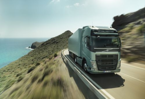 Yeni Volvo FH, taşımacılık sektöründe çıtayı yükseltiyor!