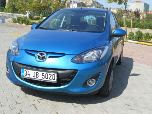 Mazda2 1.5 MZR Play AT 102Hp; Sportif, Alımlı ve Eğlenceli