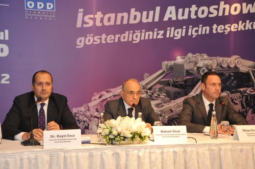 İstanbul Autoshow 2012’yi   576 bin 304 kişi ziyaret etti