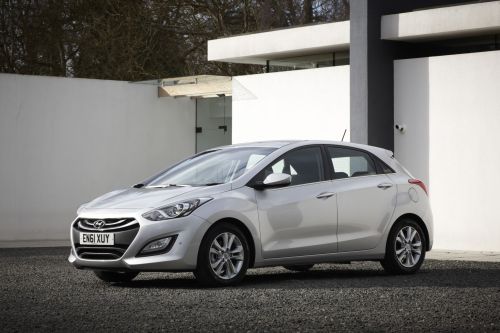 HYUNDAI i30, YILIN OTOMOBİLİ ÖDÜLÜ İÇİN FİNALE KALDI