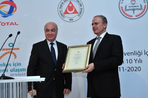 Trafik Sorunlarını Çözmek İçin Liseliler İşbaşında!