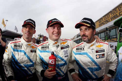 Dünya Şampiyonluğu dahil üstün sonuçlar elde eden Chevrolet WTCC takımına, AUTOBEST’ten “Sportbest” ödülü