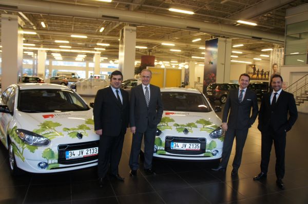 Renault’dan Hedef Filo’ya 3 Adet Fluence Z.E.