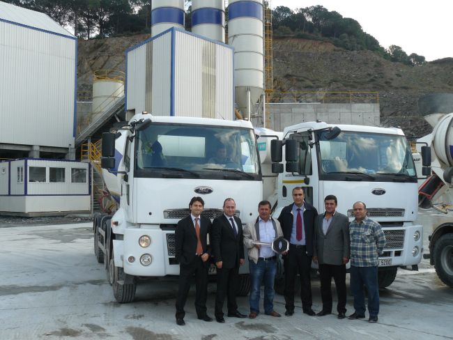Doğu Zebah İnşaat, araç parkını 20 Ford Cargo 4136M Transmikser ile zenginleştirdi