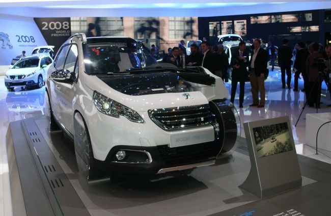 83. Cenevre Otomobil Fuarı’nda Dünya Prömiyeri Yapılan 2008 HYbrid Air; Hibrid’ Teknolojisinde Çığır Açananahtar Air Aşama