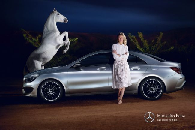 Dünyaca Ünlü Top Model Karlie Kloss, Mercedes-Benz Fashion Week Istanbul için Türkiye’ye Geliyor