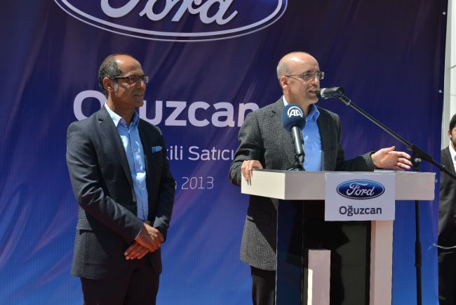 Ford Batman Bayisi Oğuzcan Otomotiv yenilenen binası Ali Koç’un katılımıyla açıldı