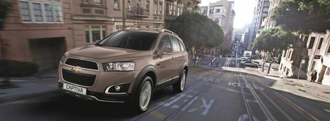 Tasarımı yenilenen Captiva Türkiye’de…