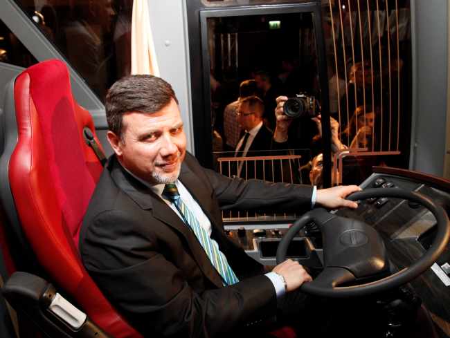 YOLCULUĞUN STANDARTLARI  ANADOLU ISUZU İLE YÜKSELİYOR