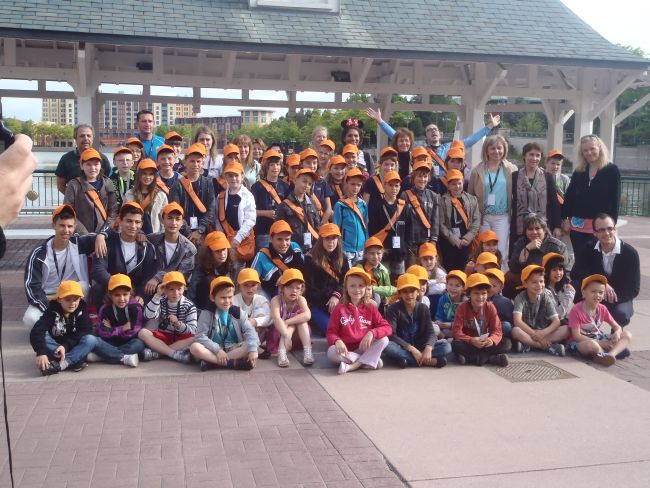 Gençlerimiz trafik sorununa ürettikleri çözümleri Fransa’da dünyayla paylaştı