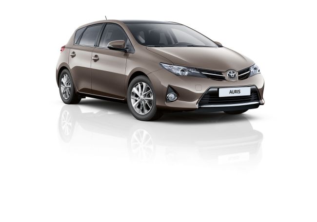 TOYOTA YENİLENEN YÜZÜYLE TÜRKİYE TURUNDA