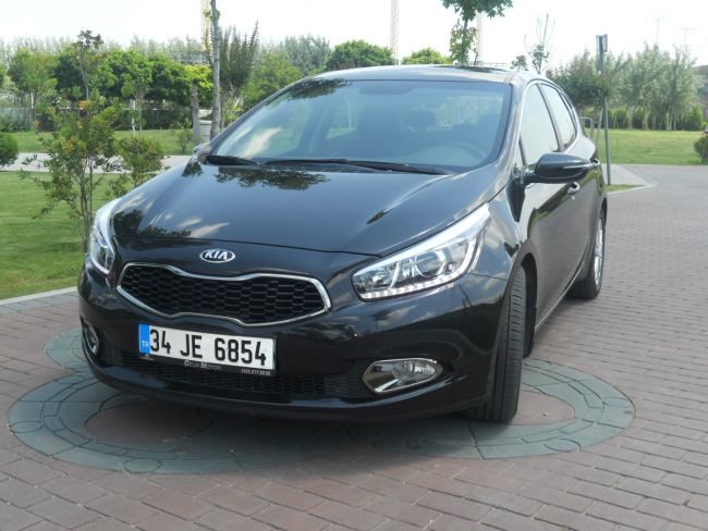 Yeni Kia Cee’d Hatchback Concept; Heyacan verici ve Sportif