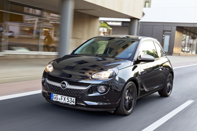 Opel Adam Black Link ve White Link Modelleri İlk Kez Frankfurt Motor Show’da