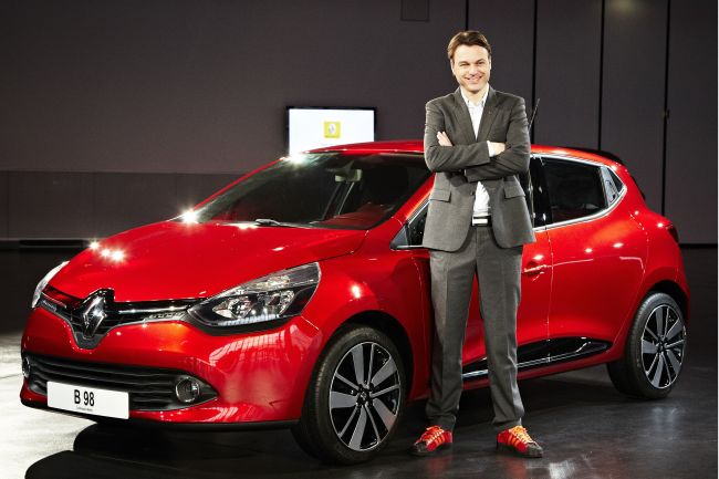RENAULT, FRANKFURT’TAKİ 2013 OTOMOBİL MARKALARI YARIŞMASINDA BEŞ ÖDÜL ALDI.