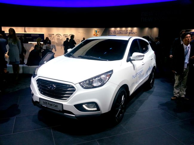 HYUNDAI, FRANKFURT’TA YENİ HYUNDAI ix35 FUEL CELL’İ SERGİLEDİ