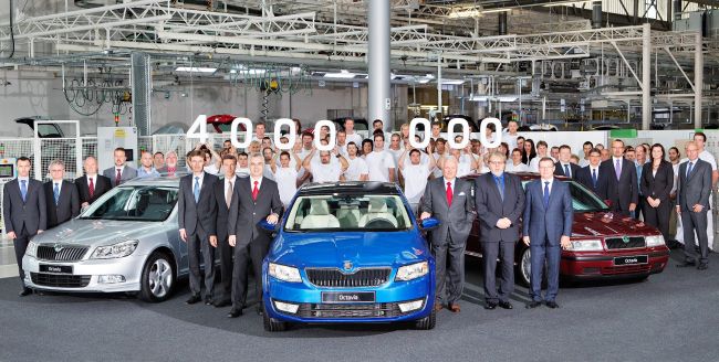 4 milyonuncu Skoda  Octavia bantlardan indi