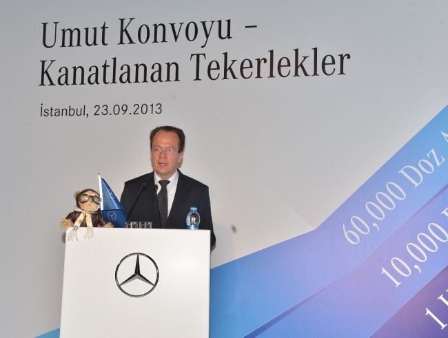 Mercedes-Benz “Umut Konvoyu” çocuklar için Gaziantep yolunda