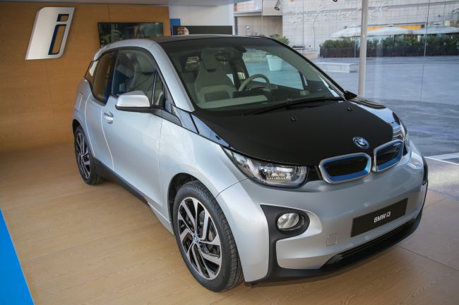 Doğuştan Elektrikli BMW i3 Türkiye’de 2014’de Satışa Çıkacak