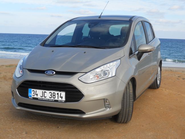 Ford B-Max; Konfordan ve Performanstan Ödün Vermiyor