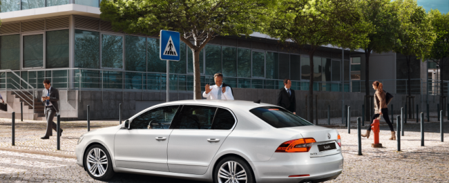 Yenilenen Skoda Superb  başarısını katladı