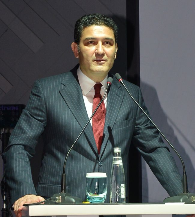 Yeni Ford Transit 7’nci Neslinde Model Yelpazesini Genişleterek Satışa Sunuluyor