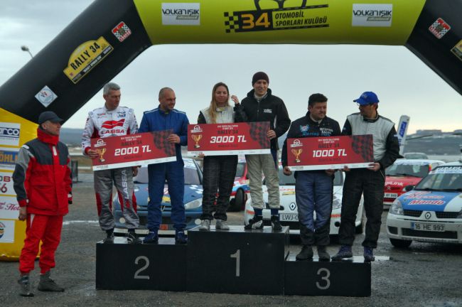 TOSFED Ralli Kupası 52 ekibin katılımı ile İstanbul Şile’de başladı