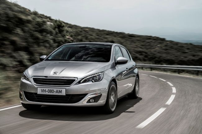 Yeni Peugeot 308   2014 Yılının Otomobili seçildi