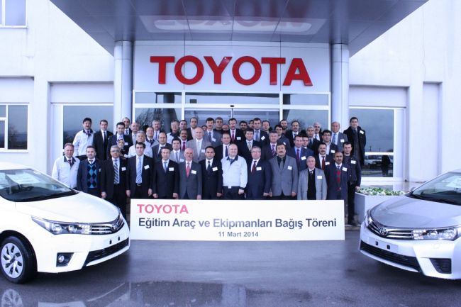 TOYOTA TÜRKİYE’DEN TEKNİK EĞİTİME ÖRNEK DESTEK