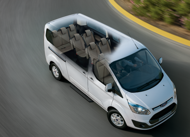 Tourneo Custom ile  Yolculukların Düzeni Değişiyor