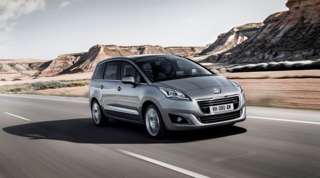 Benzersiz Aile Otomobili Peugeot 5008 Yenilendi